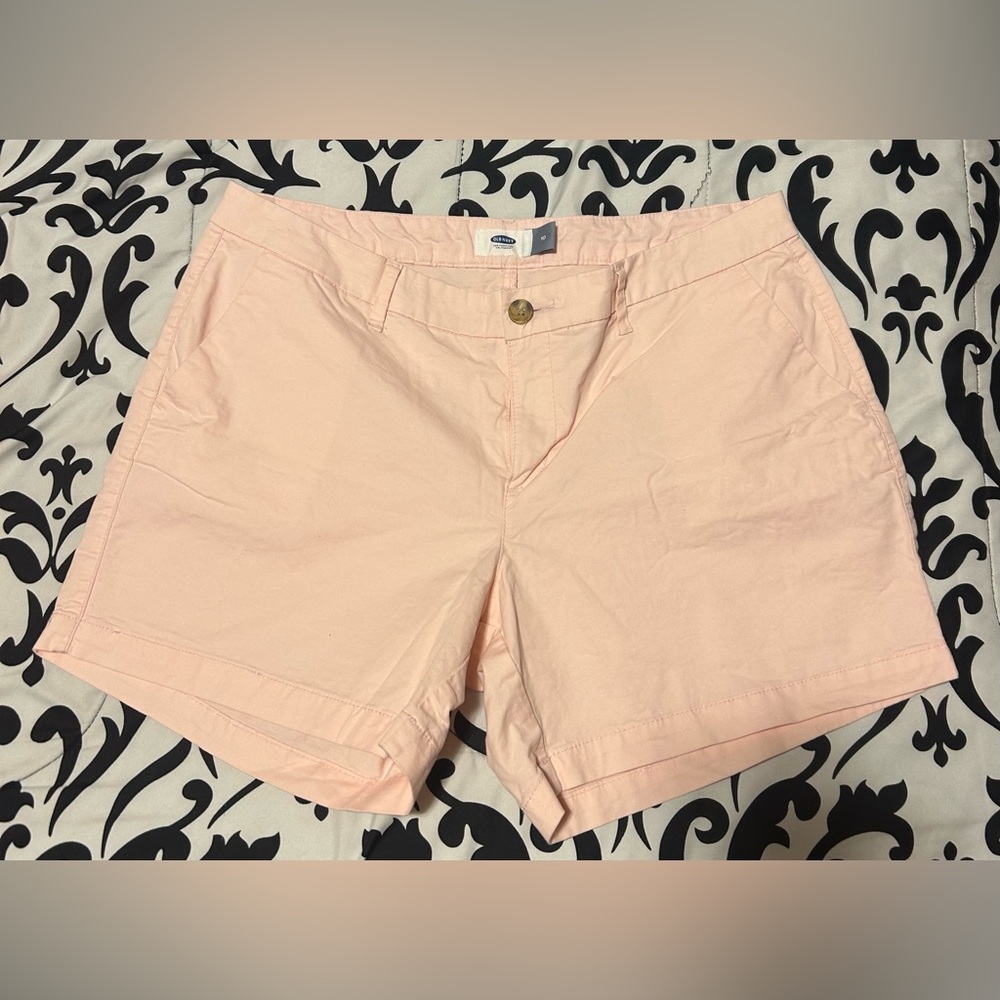 Old Navy Women's Pink Shorts- size 10